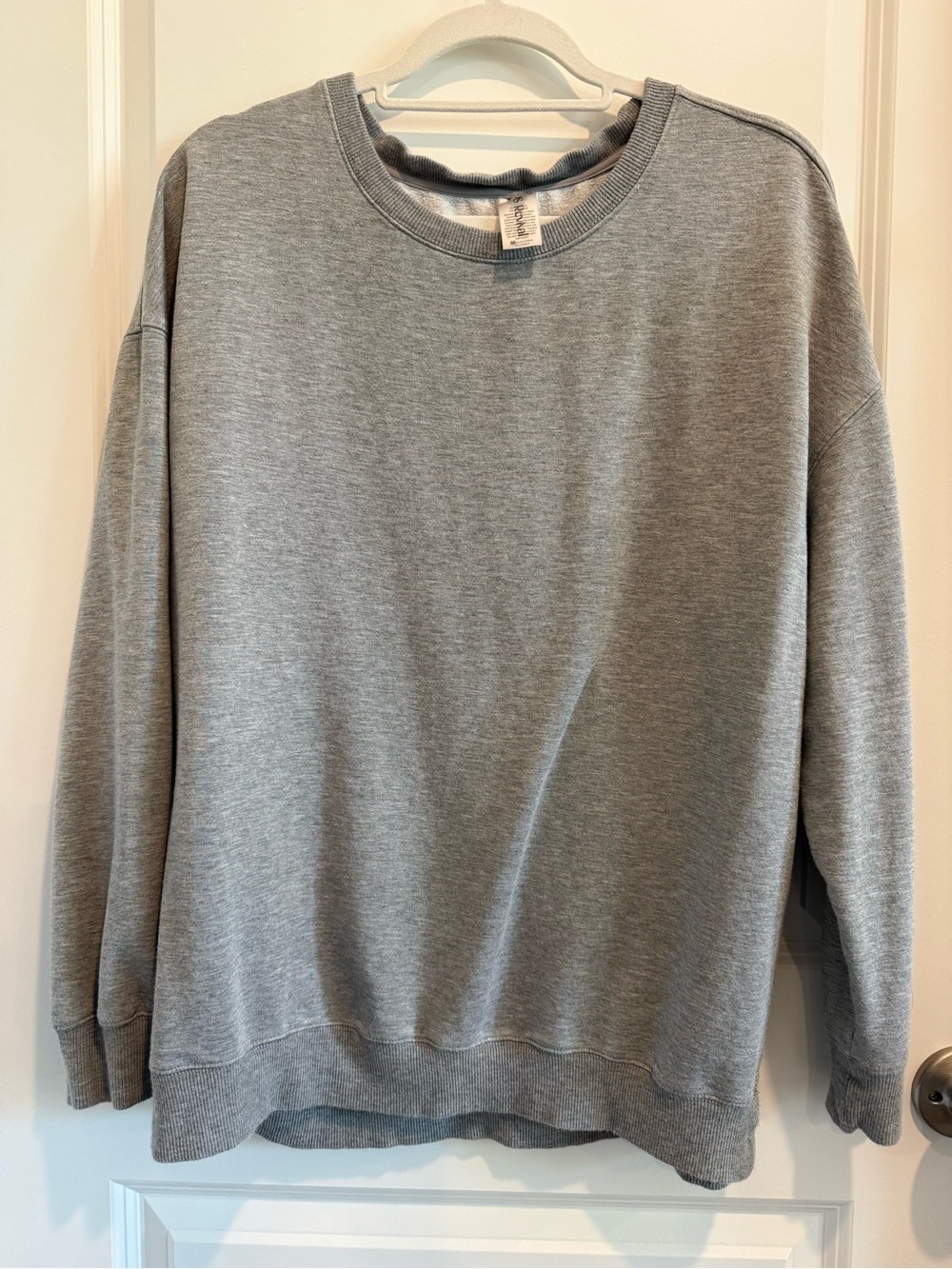 Women's Relaxed Crewneck Sweatshirt - Light Gray